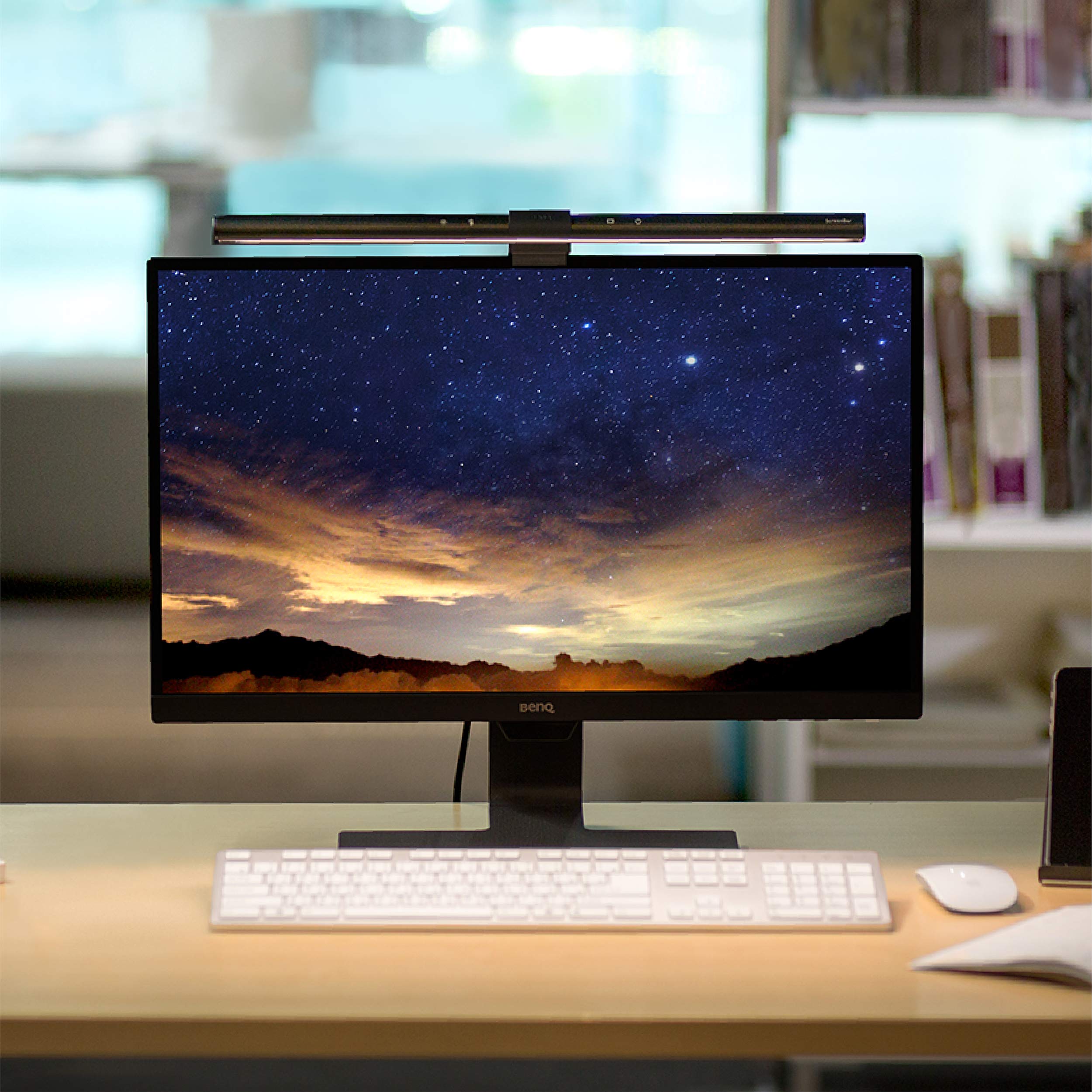 benq-screenbar-barre-lumineuse-led-pour-cran-variation-auto-anti-reflet image 2